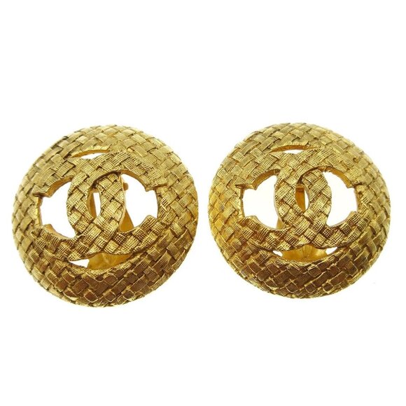 Chanel Quilted Button Earrings Gold Clip-On 29/2889 66523 - Picture 1 of 6